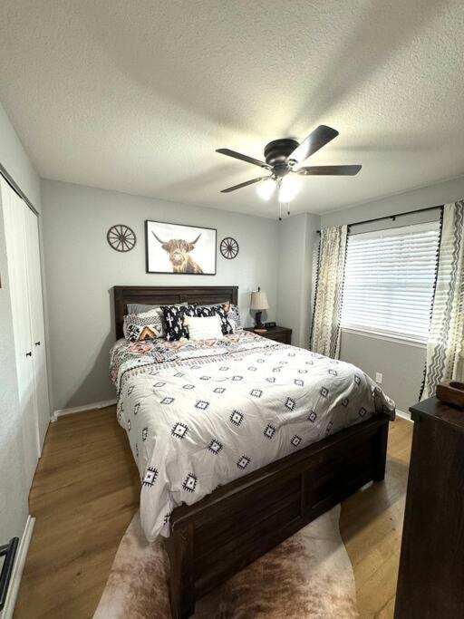 Appartement Modern Comfort: Updated Cozy In Indian Point *